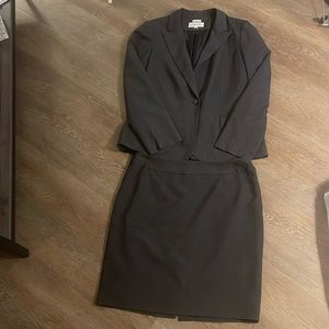 EUC Calvin Klein Skirt Suit